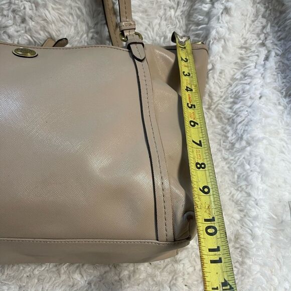 Coach F25667  Peyton Crossgrain Leather sand large Tote bag  gold tone hardwares - Picture 7 of 14